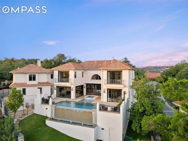 House for sale in Austin