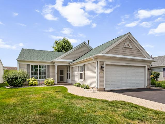House for sale in Mchenry, Illinois