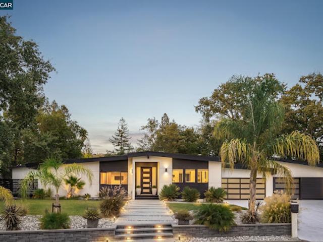 House for sale in Alamo, California