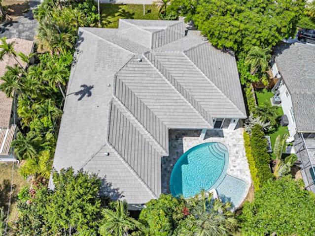 House for sale in Oakland Park, Florida