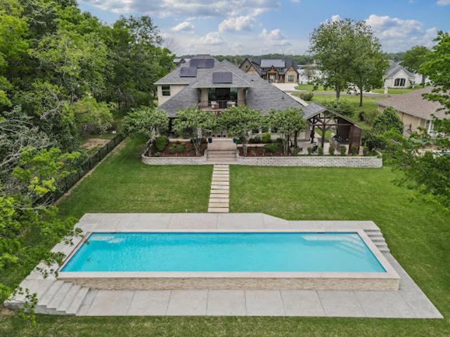 House for sale in Corsicana