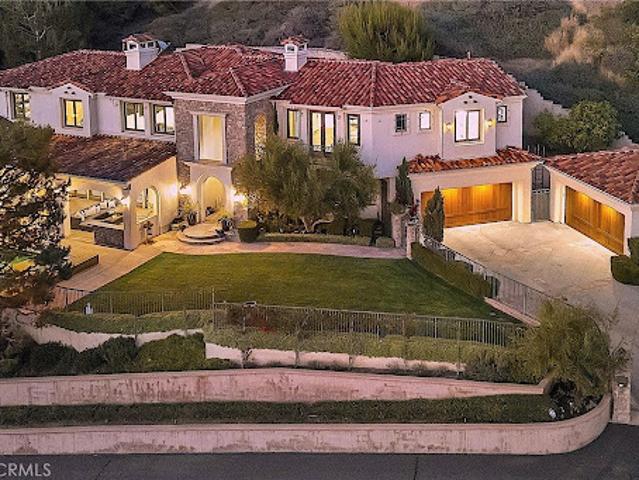 House for sale in Santa Ana, California