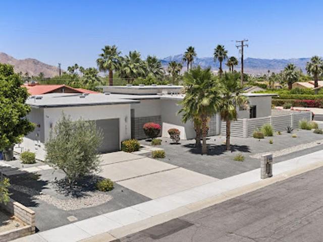House for sale in Palm Springs, Riverside County