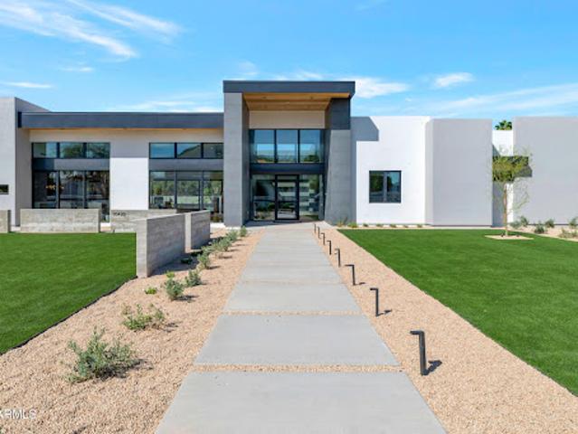 House for sale in Paradise Valley, Arizona