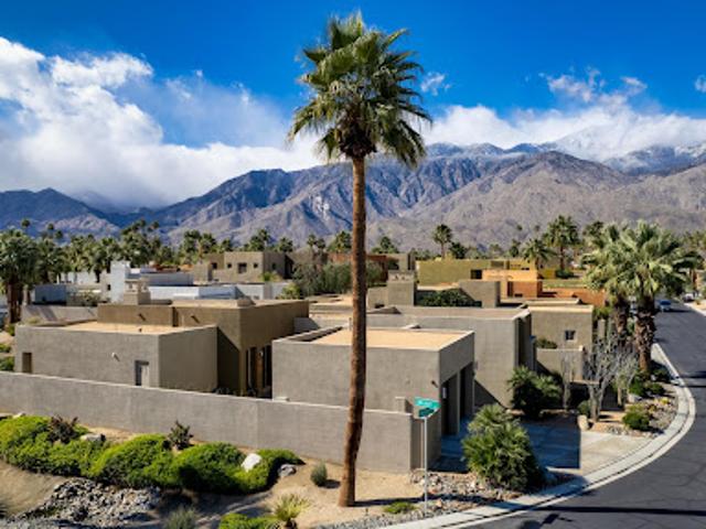 House for sale in Palm Springs, California