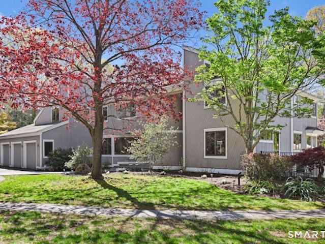 House for sale in Shelton, Connecticut