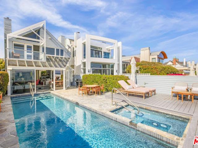 House for sale in Malibu, California