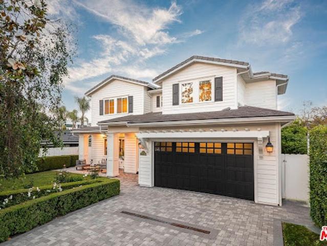 House for sale in Sherman Oaks Neighborhood Council District, Canoga Park