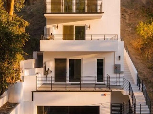 House for sale in Beverly Hills, Los Angeles County