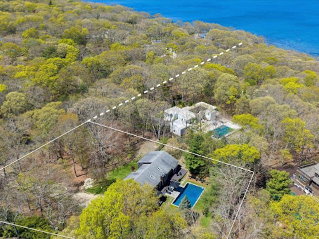 House for sale in Wainscott, New York