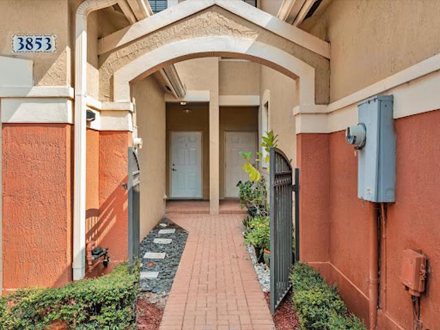 House for sale in Weston, Florida