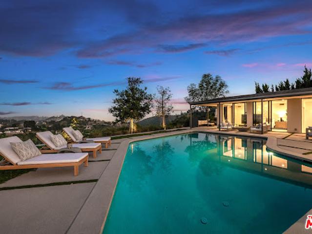 House for sale in Canoga Park, California