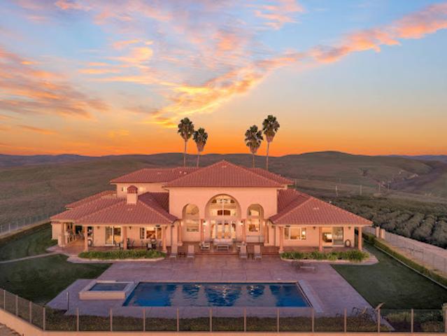 House for sale in Shandon, California
