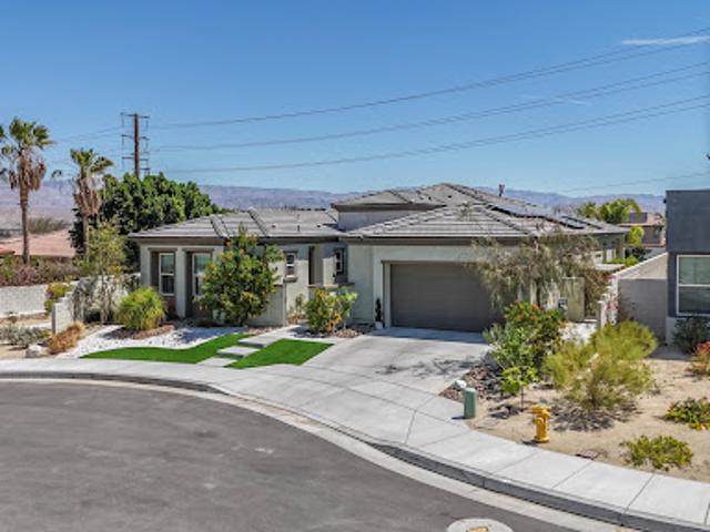 House for sale in Palm Desert, California