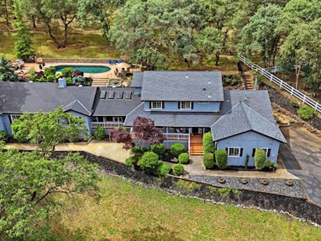 House for sale in Rescue, California