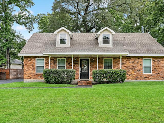 House for sale in Mandeville, Louisiana