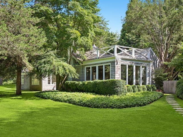 House for sale in Wainscott, New York