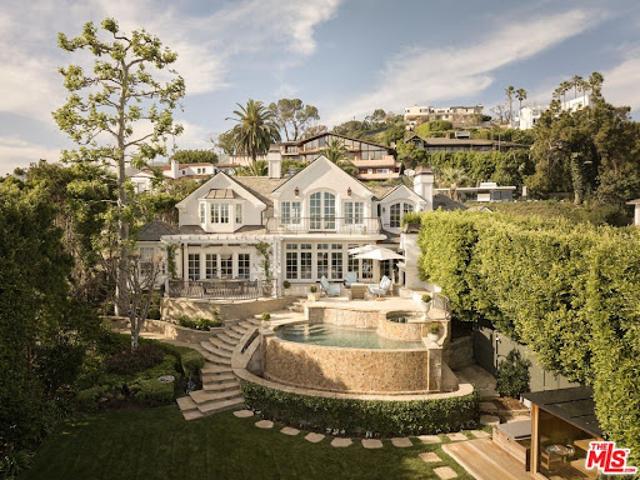 House for sale in Canoga Park, California