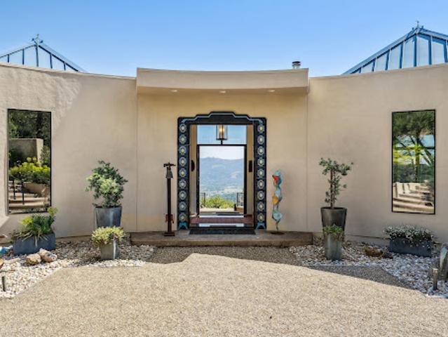House for sale in Calistoga House for sale in Calistoga