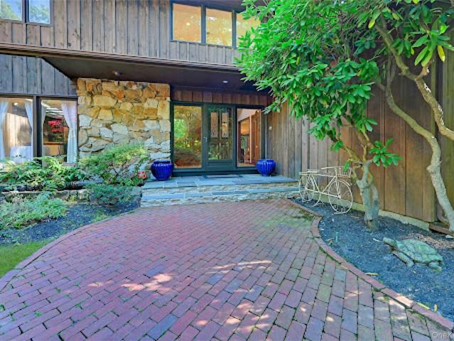 House for sale in Centereach, New York