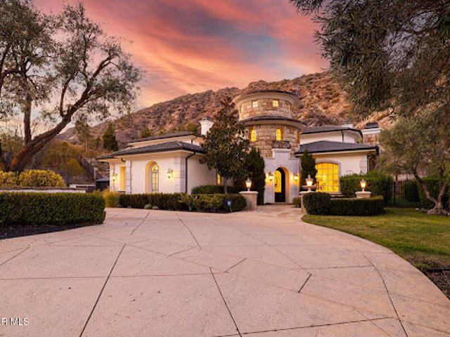 House for sale in Agoura Hills, Los Angeles County