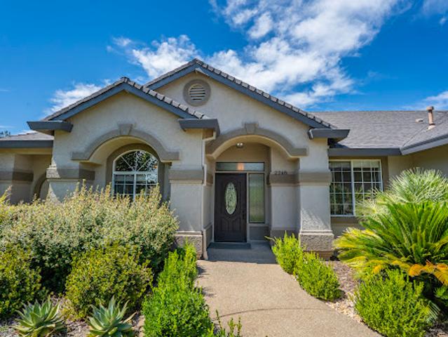 House for sale in Shasta, California