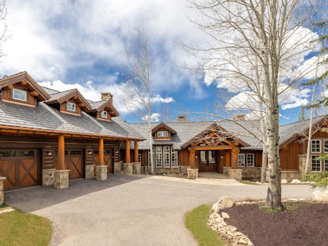 House for sale in Edwards