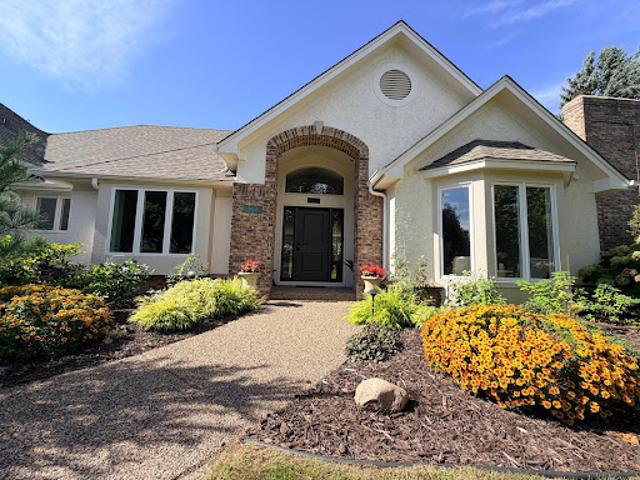 House for sale in Eden Prairie, Hennepin County
