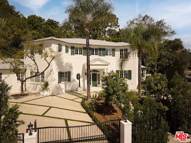 House for sale in Canoga Park, California