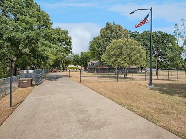 House for sale in Arlington, Tarrant County