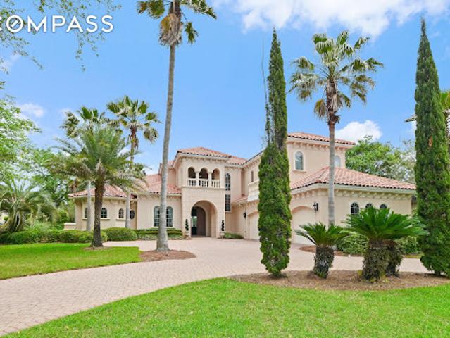 House for sale in Destin, Florida