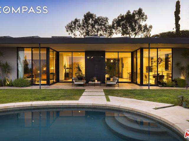 House for sale in Canoga Park, California