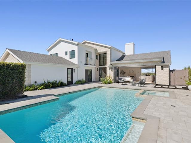 House for sale in Corona Del Mar, California