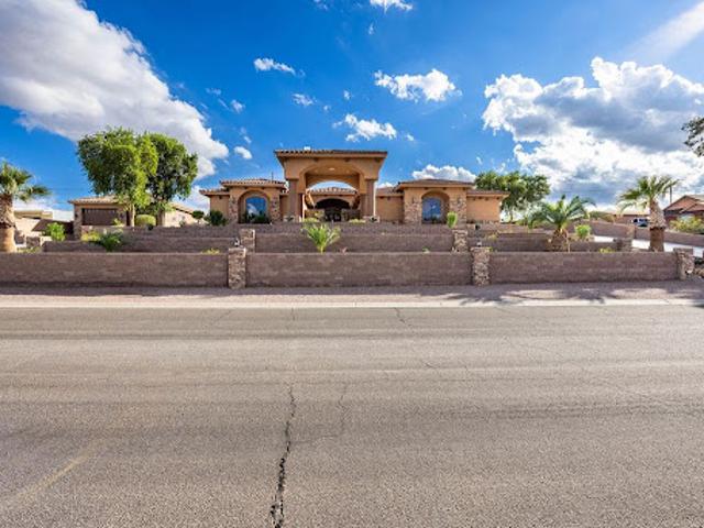 House for sale in Bullhead City, Arizona