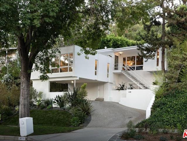House for sale in Sherman Oaks Neighborhood Council District, Canoga Park