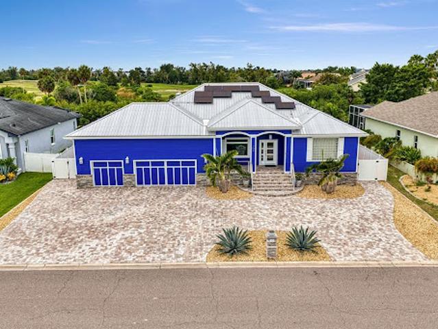 House for sale in Apollo Beach, Florida