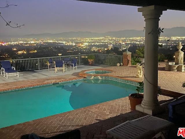 House for sale in Sherman Oaks Neighborhood Council District, Canoga Park