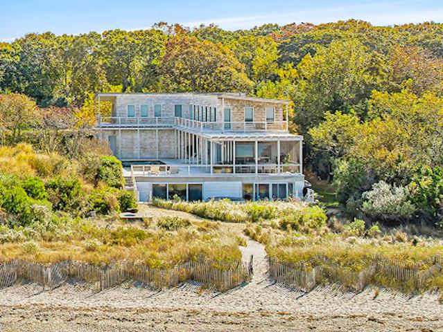 House for rent in Wainscott, New York