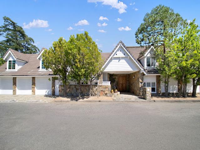 House for sale in Beverly Hills, Los Angeles County