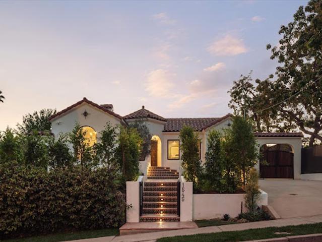 House for sale in Canoga Park, California