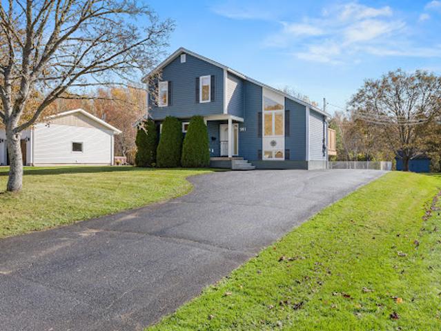 House for sale in Ville de Dieppe, Westmorland County