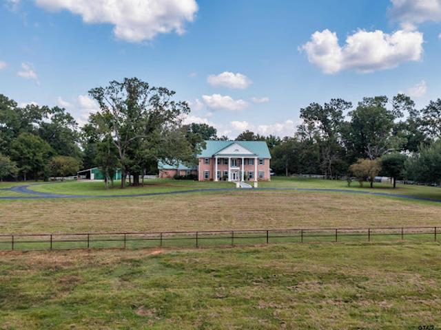 House for sale in Smith, Texas