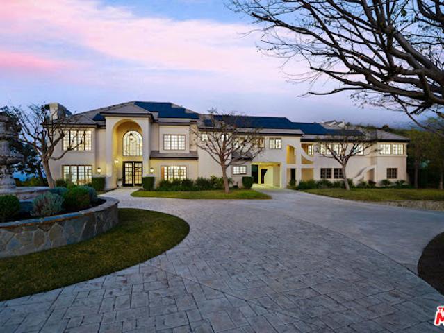 House for sale in Malibu, California