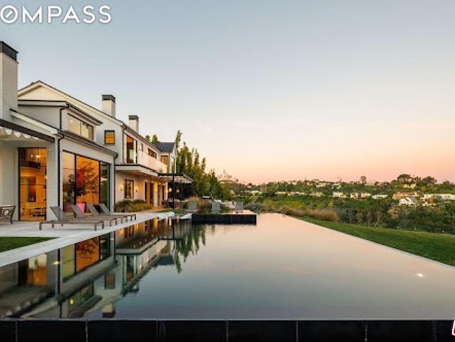 House for sale in Canoga Park, California
