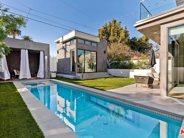 House for sale in Canoga Park, California