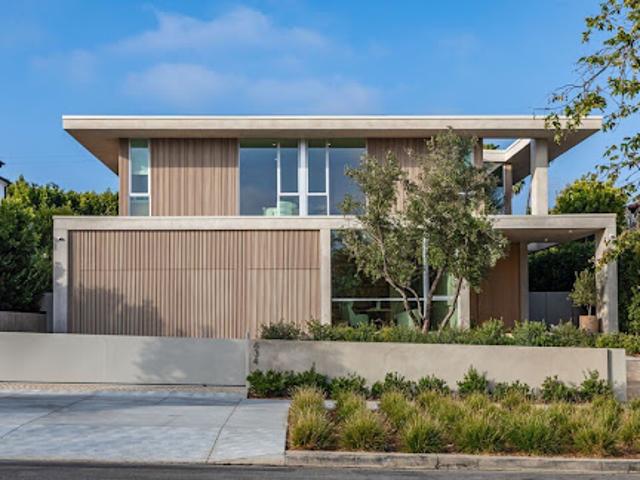 House for sale in Canoga Park, California