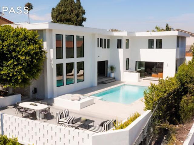 House for sale in Canoga Park, California