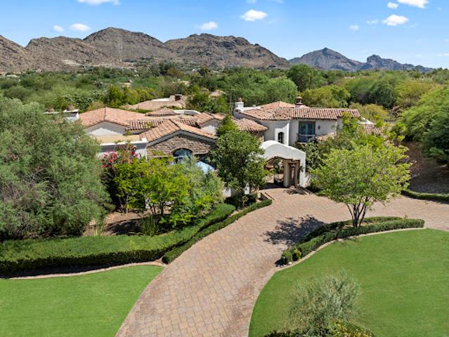 House for sale in Paradise Valley, Arizona