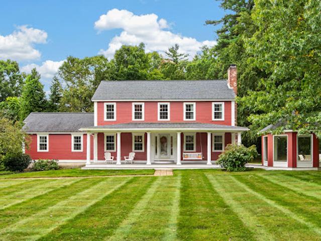 House for sale in Pepperell, Middlesex County