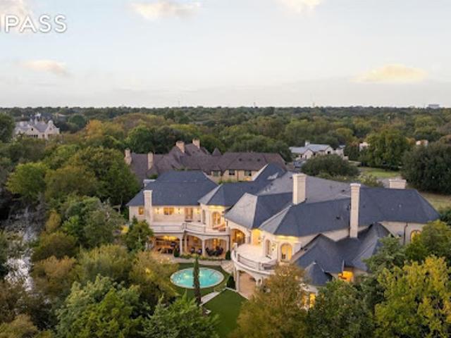 House for sale in Dallas, Texas
